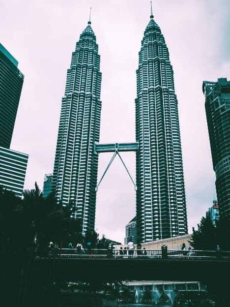 Routes to Kuala Lumpur (KUL)